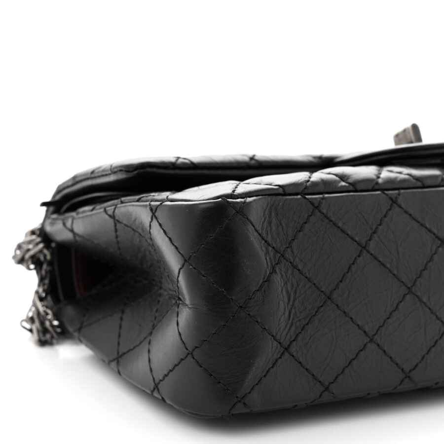 Aged Calfskin Quilted 2.55 Reissue 225 Flap Black - Image 7