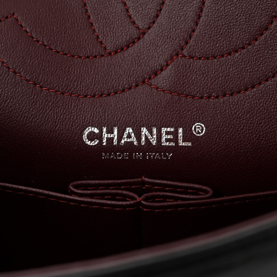 Aged Calfskin Quilted 2.55 Reissue 225 Flap Black - Image 5