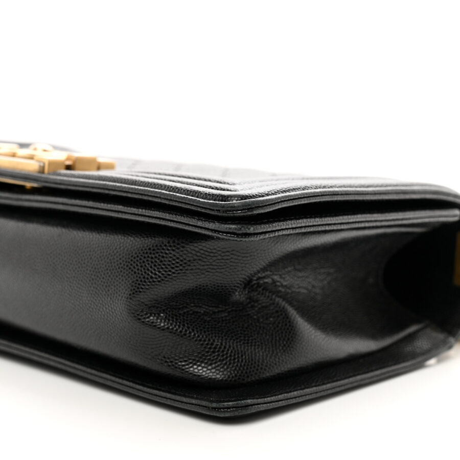 Caviar Quilted Medium Boy Flap Black - Image 8