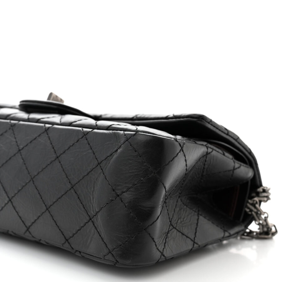 Aged Calfskin Quilted 2.55 Reissue 225 Flap Black - Image 8