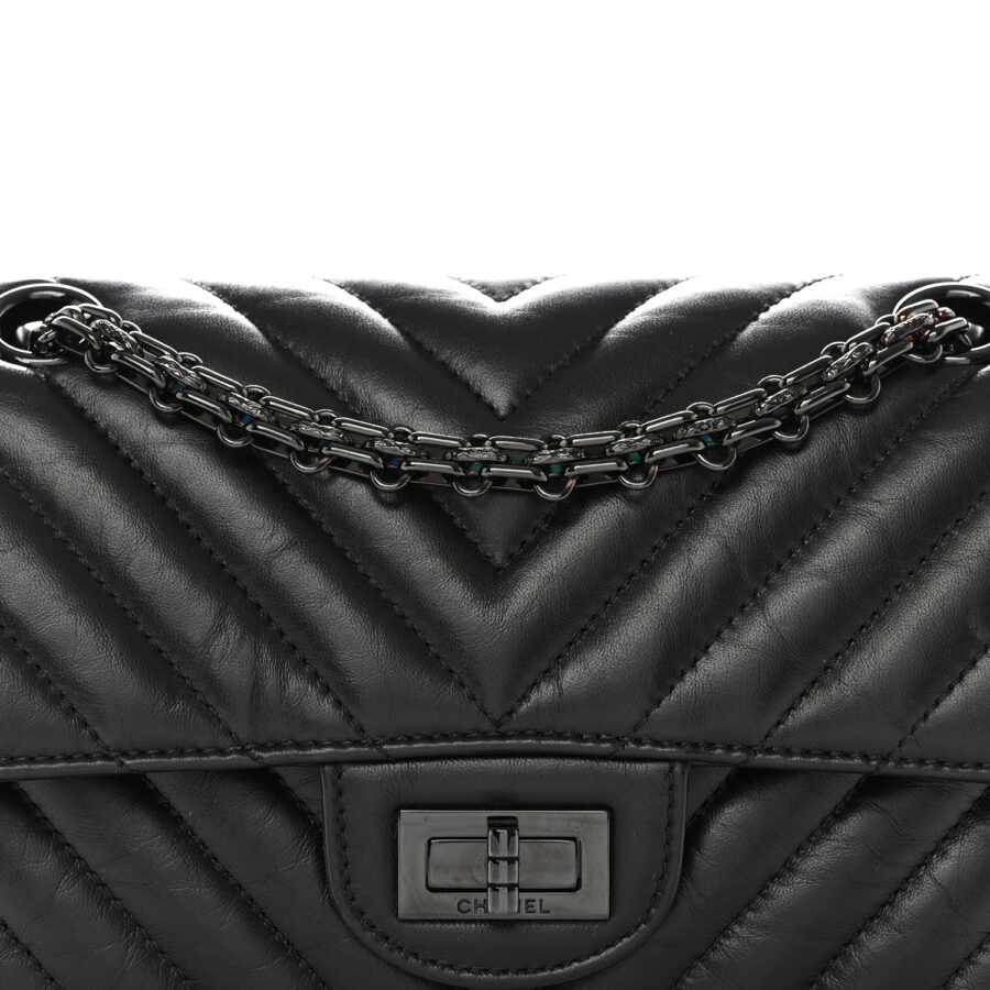 Aged Calfskin Chevron Quilted 2.55 Reissue Mini Flap So Black - Image 5