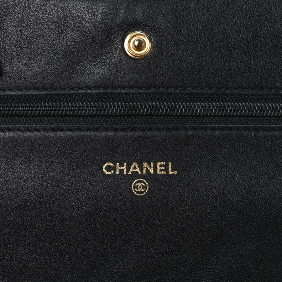 Aged Calfskin Quilted Reissue Wallet On Chain WOC Black - Image 5