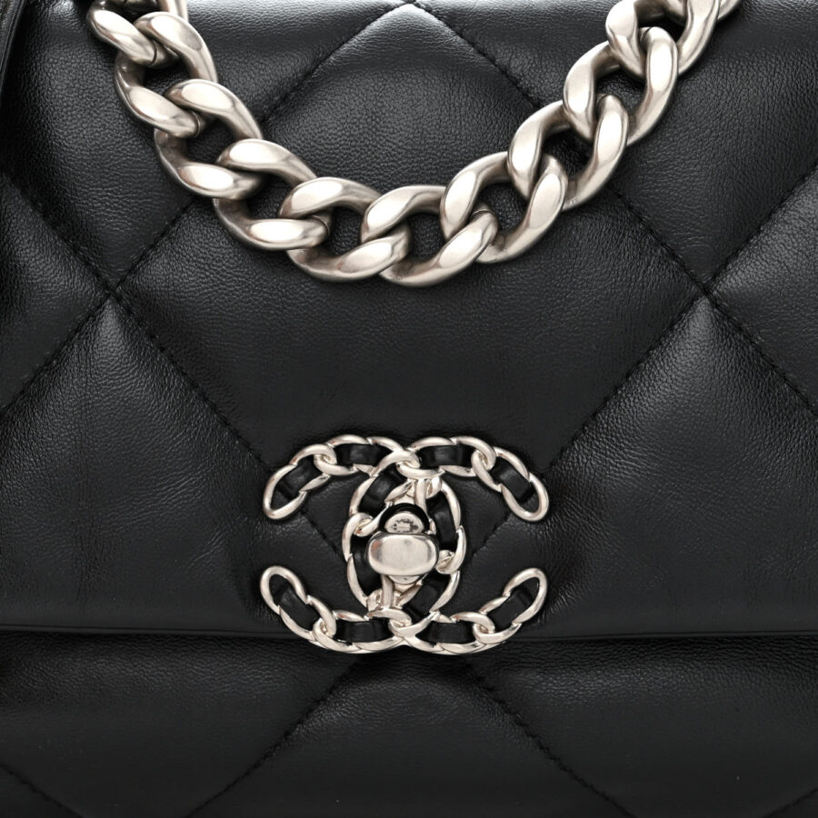 Lambskin Quilted Medium Chanel 19 Flap Black - Image 6