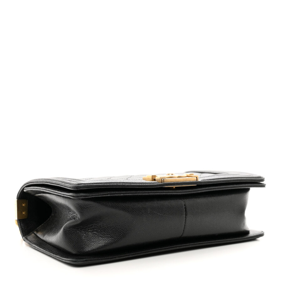 Caviar Quilted Medium Boy Flap Black - Image 3