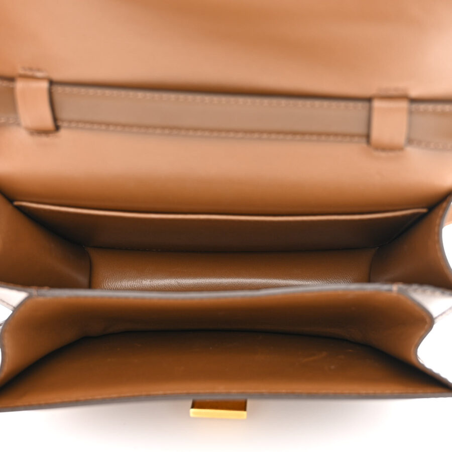 Box Calfskin Teen Classic Box Flap Bag Camel - Image 4