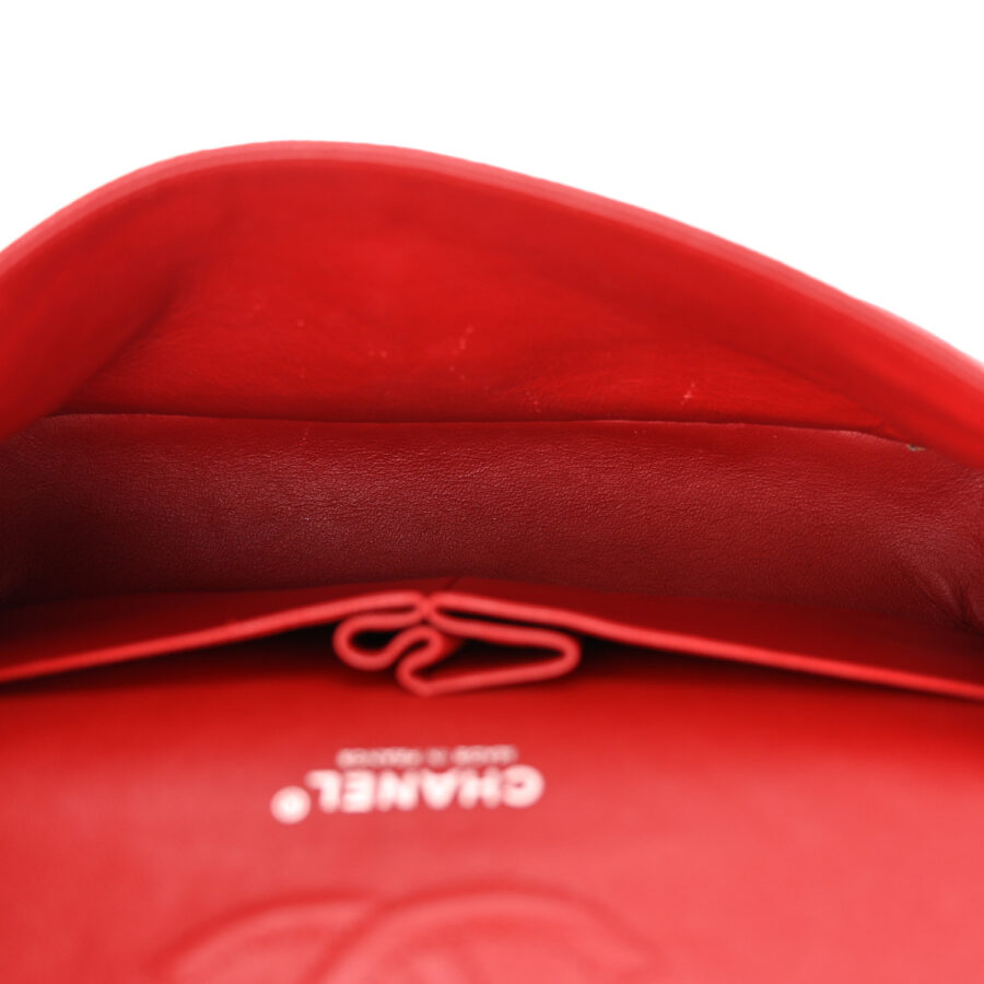 Caviar Quilted Medium Double Flap Red - Image 4