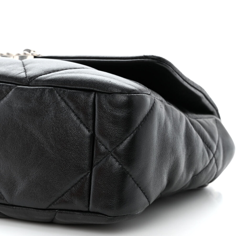 Lambskin Quilted Medium Chanel 19 Flap Black - Image 8