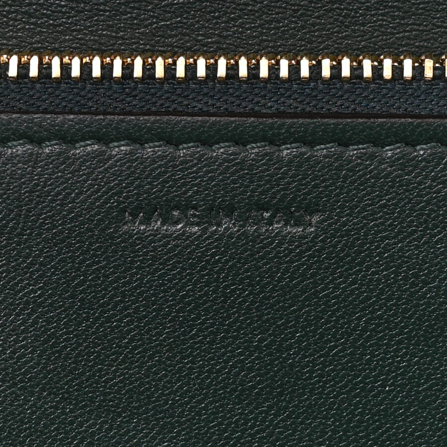 Box Calfskin Medium Classic Box Flap Bag Amazone - Image 7