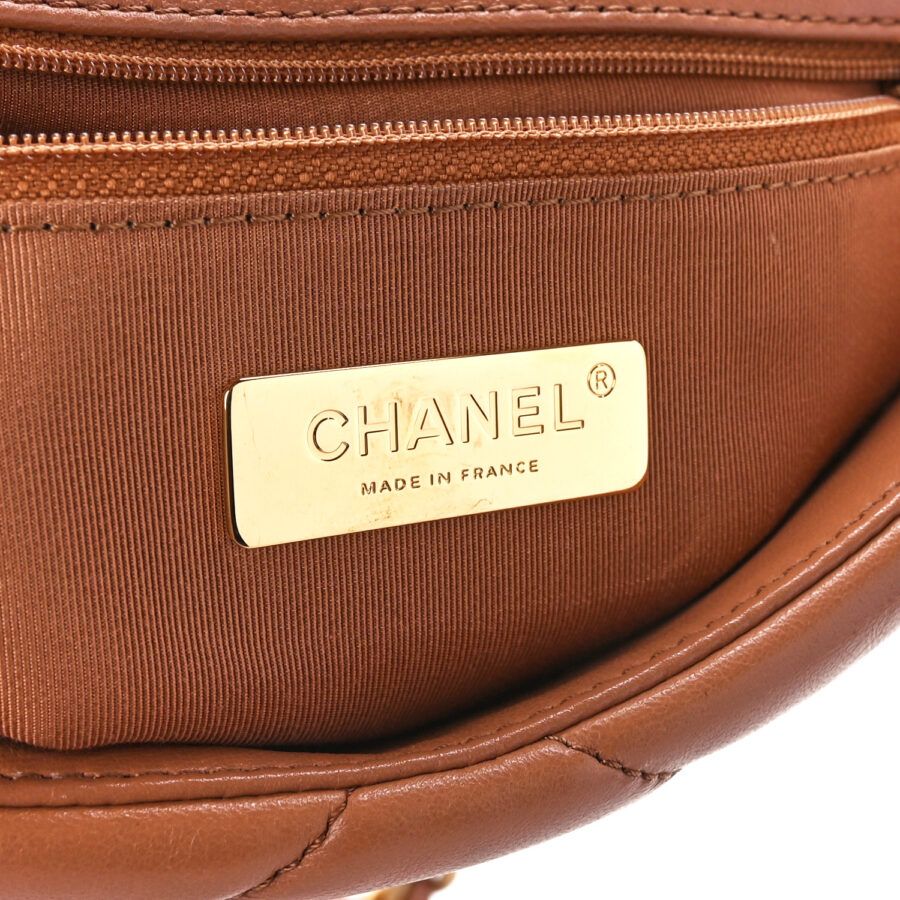 Lambskin Quilted Medium Chanel 19 Flap Brown - Image 5