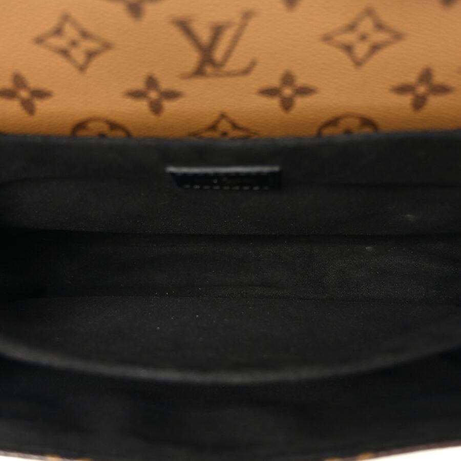 Reverse Monogram Pochette Metis - Image 4
