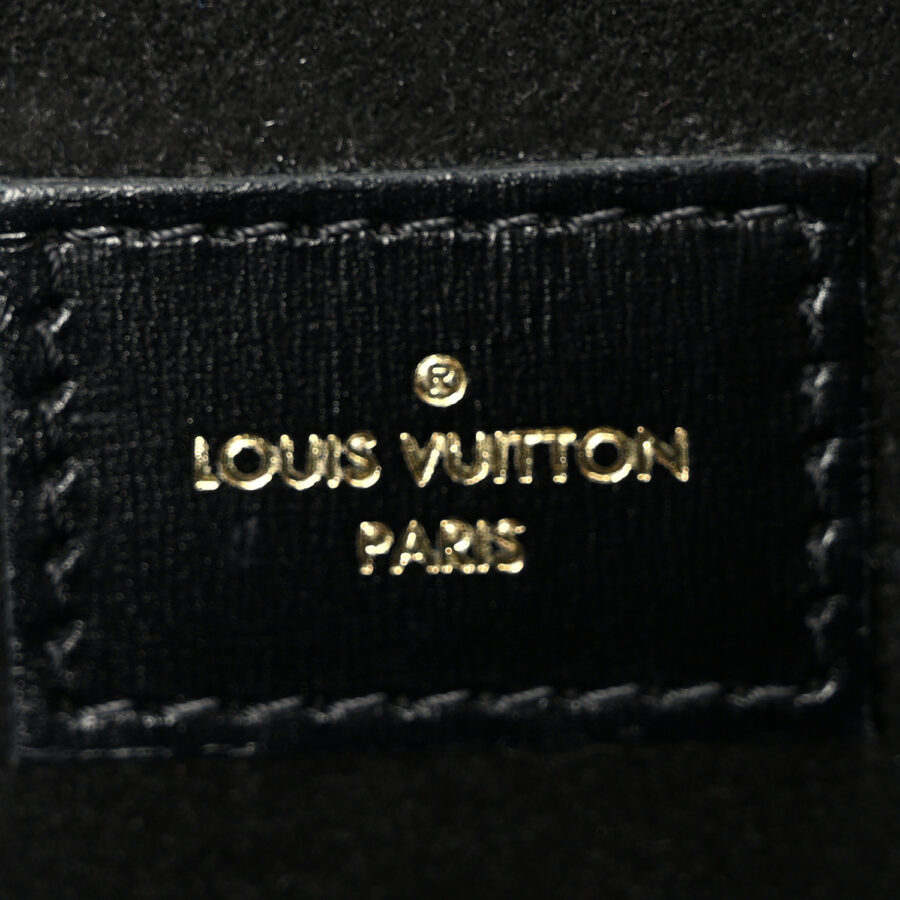 Reverse Monogram Pochette Metis - Image 5